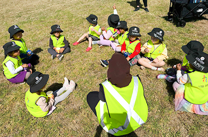 Children learning through play at Little Stars Ferntree Gully childcare